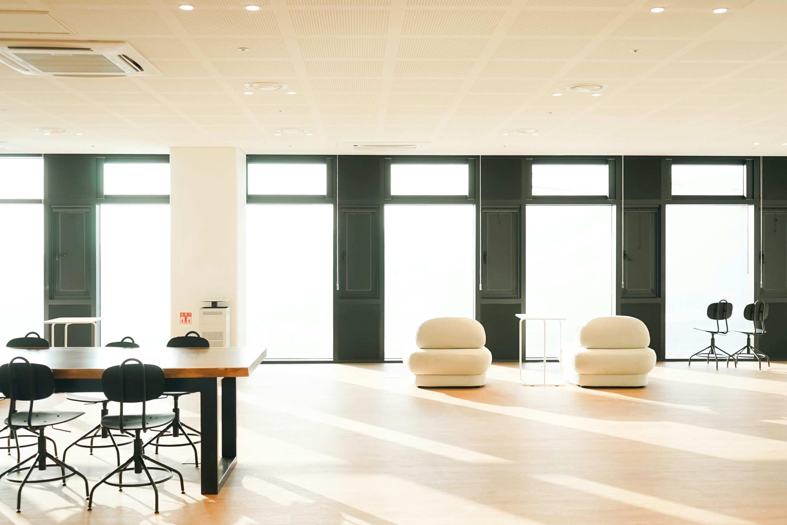 12 Steps to Achieve A Modern Office Renovation in Singapore - My Blog - Modern Apartment Renovation Office Design